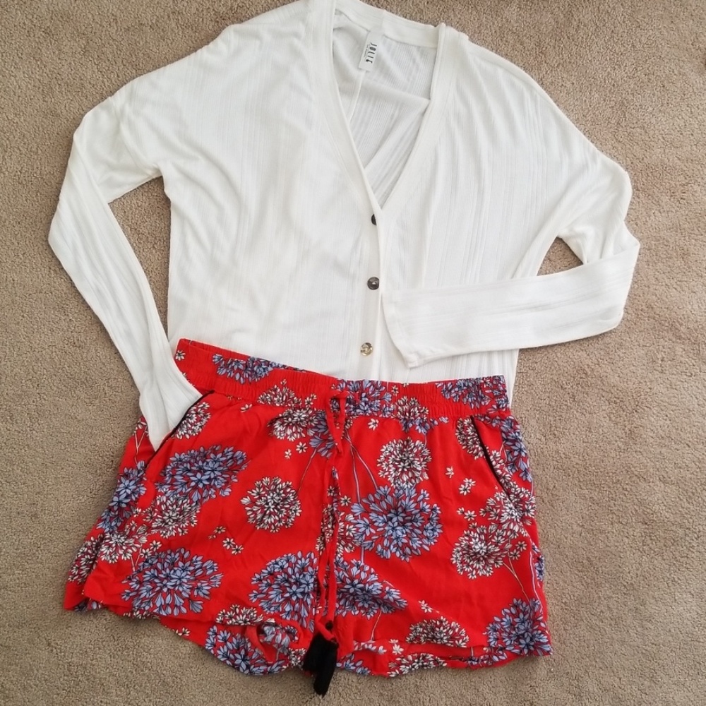 A.N.A. Floral Shorts with Pockets